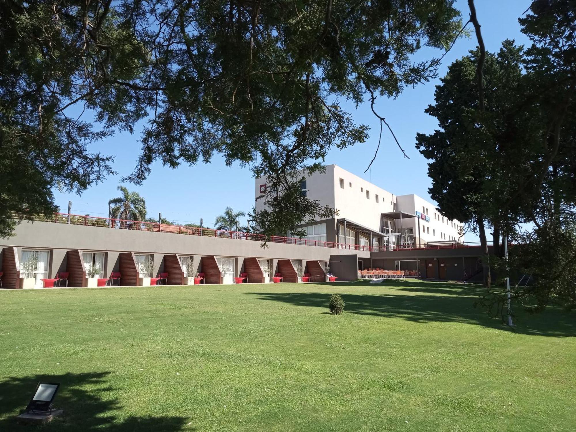 Amerian Villa Del Dique Εξωτερικό φωτογραφία